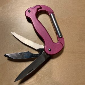 (NEW) Carabiner Knife, Serrated Blade & Bottle Opener File Set CARAB002 – Retail Price Shown Below